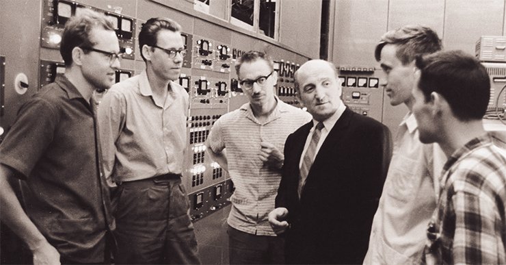 At VEPP-2 control terminal. From left to right: V. Sidorov, I. Protopopov, S. Popov, G. I. Budker, A. Skrinsky, V. Petrov
