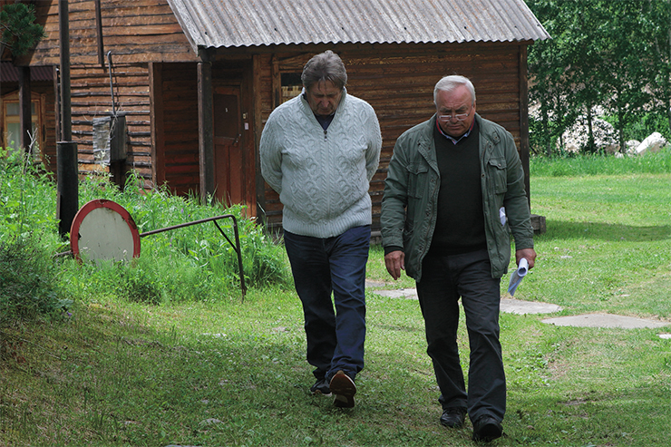 Anatoly Derevyanko, Academician of the Russian Academy of Sciences, Academic Advisor (from 1983 to 2015, Director), Institute of Archaeology and Ethnography SB RAS, and the current director of the institute, Mikhail Shunkov, Corresponding Member, RAS. Denisova Cave research camp. 2018. Photo by S. Zelensky