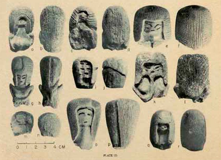 Figurines of Valdivia culture that demonstrate different styles of hairdressing. B.J. Meggers, C. Evans, and E. Estrada, Early Formative Period of Coastal Ecuador: The Valdivia and Machalilla Phases, Washington: Smithsonian Institution, 1965