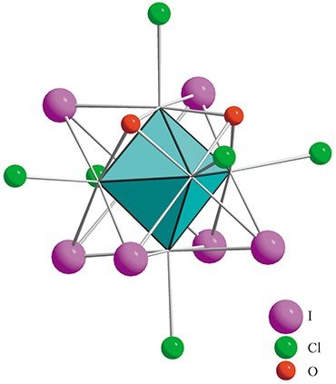 Строение кластерного комплекса {Mo₆I₆О₂} Cl₆ (атомы молибдена в вершинах голубого октаэдра не показаны)