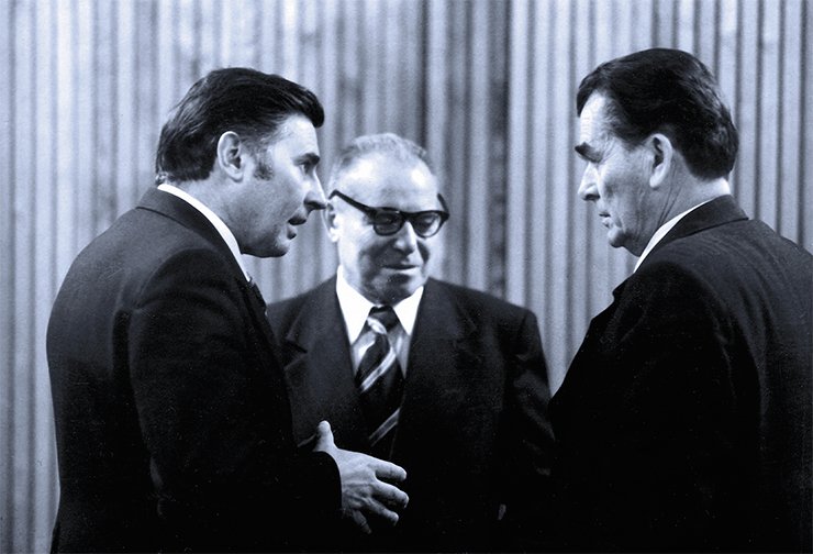 SB AS USSR top executives at work. G. I. Marchuk, A. A. Trofimuk, and D. K. Belyaev