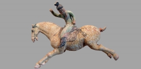В гробнице IX века нашли знатную китаянку с тремя ослами для игры в поло