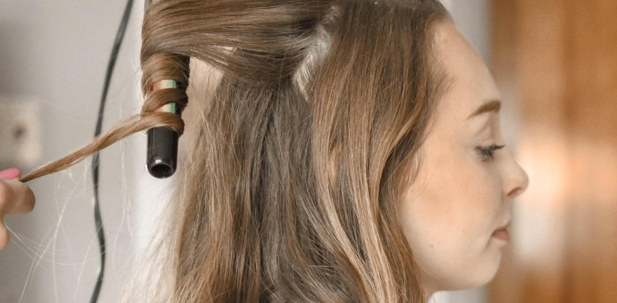 Синхротронное излучение поможет защитить волосы от плойки и утюжка