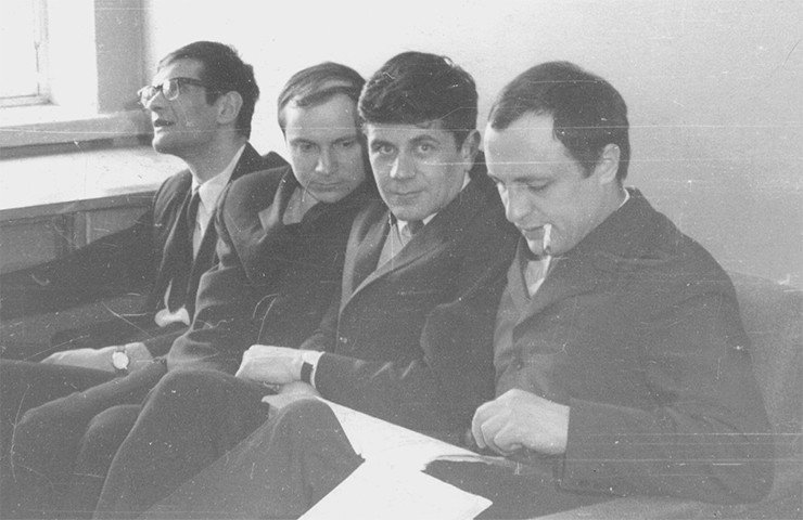 На заседании Совета директоров НПО «Факел». Слева направо: Александр Фридберг, Олег Коробейничев, Валерий Ермиков, Валерий Пинаков. 1969 г.