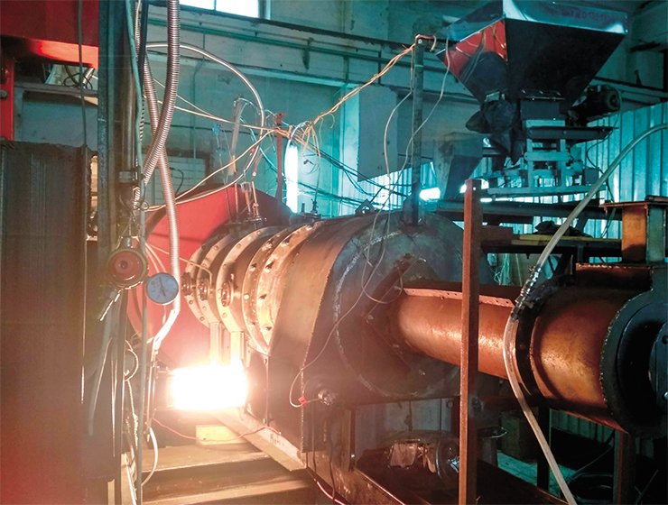 Модифицированный экспериментальный тепловой стенд 5 МВт в ИТ СО РАН с двухступенчатой подачей угольного топлива