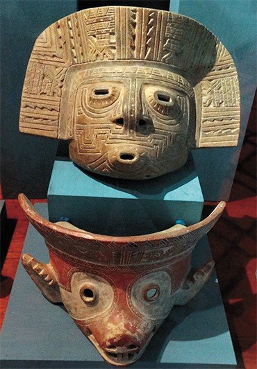 Керамические погребальные маски, культура малагана, датируются 200 г. до н. э.—200 г. н. э. Археологический музей Калима, г. Дарьен. Фото К. А. Родригеса