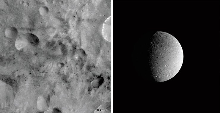 Судя по детальным изображениям астероида 4 Веста (диаметром около 530 км), полученным в 2011 г., он также покрыт многочисленными кратерами и небольшими участками с пятнами темного вещества, соответствующими по составу углистым хондритам. Фото с КА «Рассвет». Кредит: NASA/JPL-Caltech