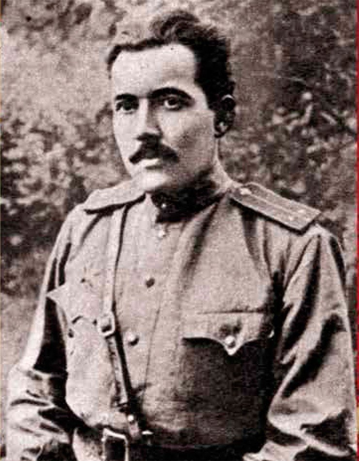 Лейтенант А. А. Ляпунов – командир топографического взвода артиллерийского дивизиона. 1944 г.
