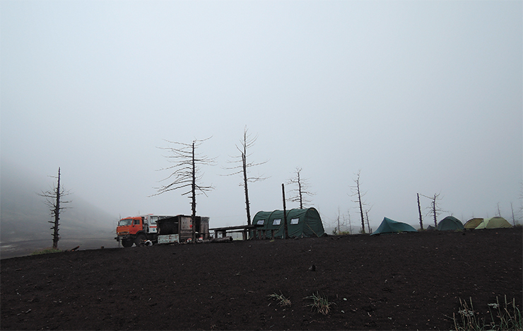 Лагерь геофизиков в Толбачинском доле. Август 2015 г. Фото автора