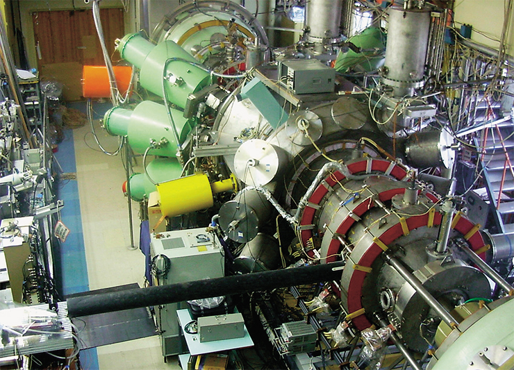 Газодинамическая ловушка Института ядерной физики СО РАН (Новосибирск)
