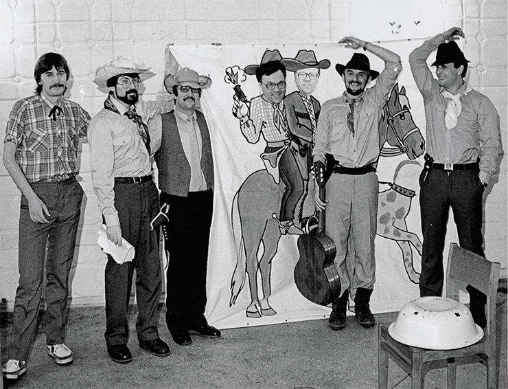 “Cowboys”: A. M. Grishin, I. V. Ashchepkov, A. A. Postnikov, N. L. Dobretsov (twice, on horseback), E. V. Sklyarov, S. V. Kuklin