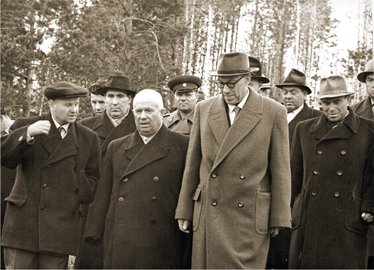Визит Первого секретаря ЦК КПСС Н. С. Хрущева в Академгородок. 1959 г. 