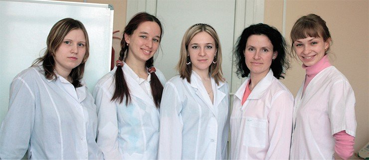 Сотрудницы группы фармакогеномики ИХБФМ СО РАН уверены, что материнство должно быть счастливым!