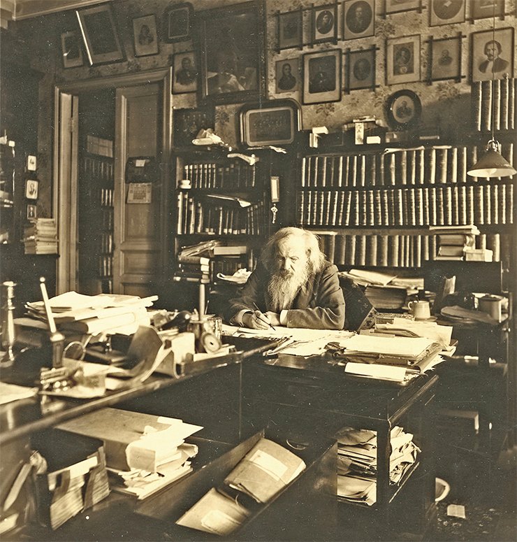 D. I. Mendeleev in his study room In the Main Chamber of Measures and Weights (St Petersburg). Photo: F. I. Blumbach, 1900s. D. I. Mendeleev Museum & Archives, St Petersburg State University