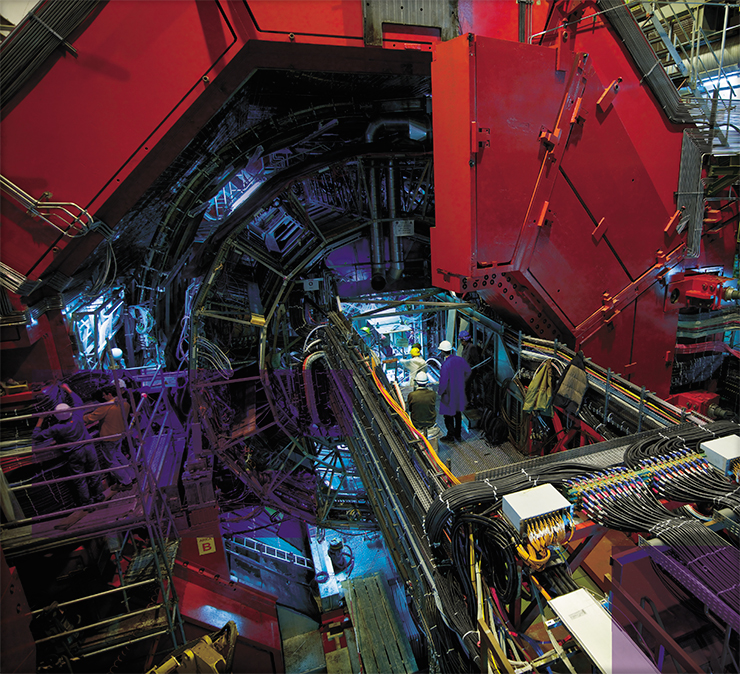 Детектор тяжелых ионов ALICE –один из семи экспериментальных детекторов, работающих на Большом адронном коллайдере. Фото М. Швейцер. © 2008 CERN