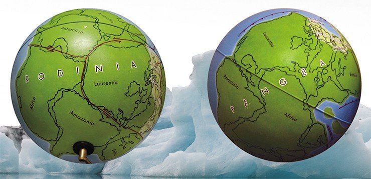 За 700 млн лет Арктида, первоначально входившая в состав суперконтинента Родинии (950 млн лет назад), а затем в суперконтинент Пангею (250 млн лет назад), изменила свою конфигурацию и широтное положение, но сохранила общее расположение между палеоконтинентами Лаврентией, Балтикой и Сибирью. По: (Metelkin et al., 2015)